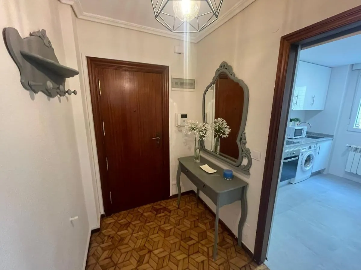 Piso Cerca De Las Estaciones Santander Apartment